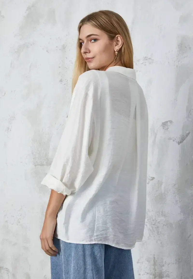 Classic loose white shirt