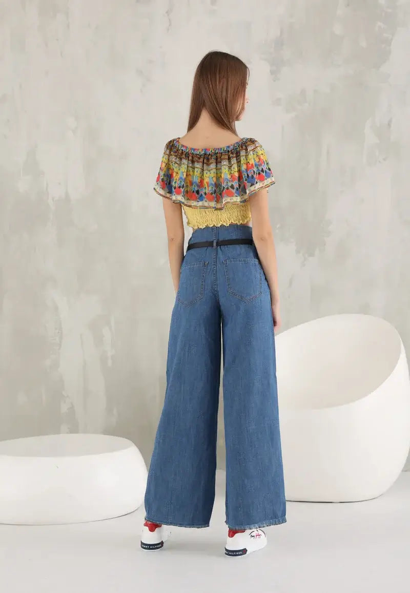 Women's boyfriend jeans