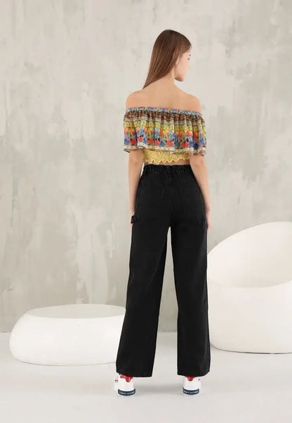 Women's black boyfriend jeans