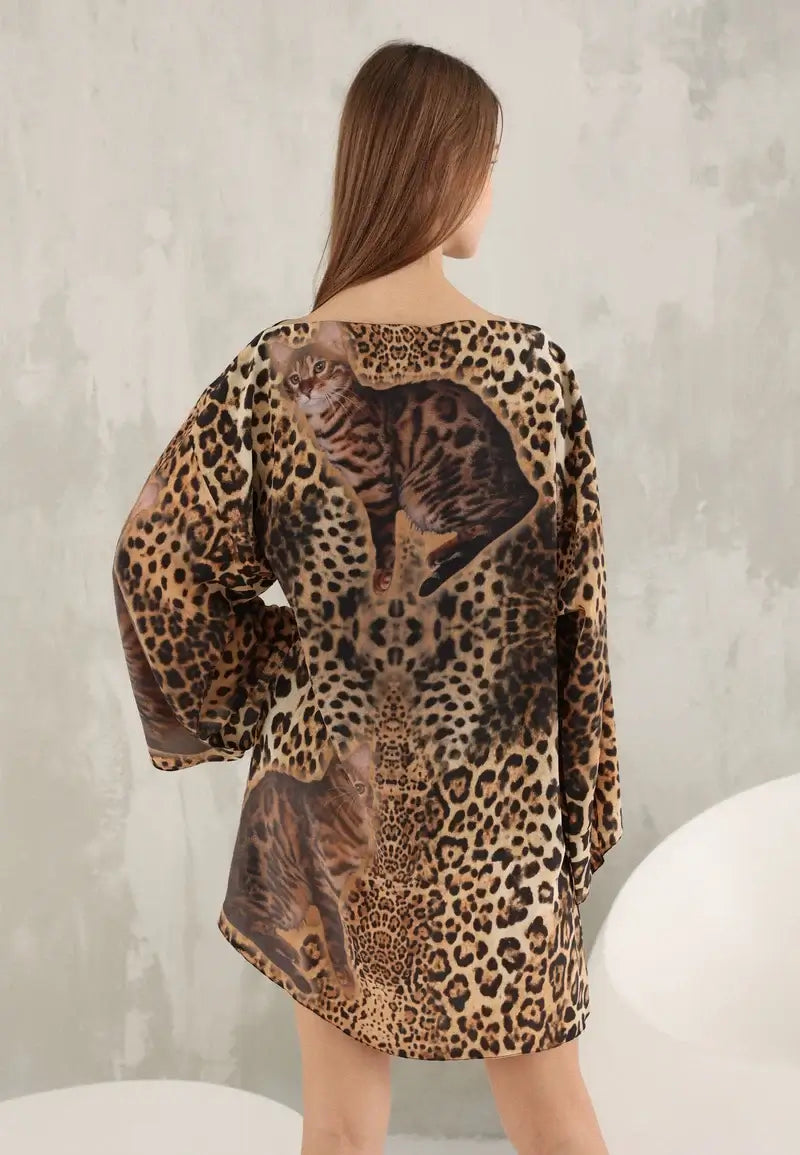 Chic Leopard Print Dress