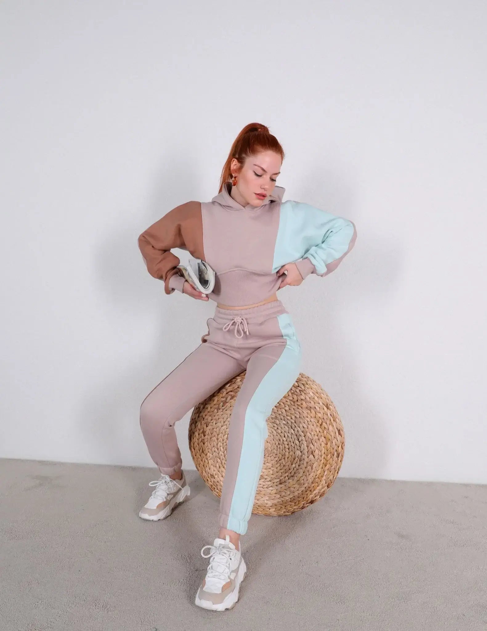 Women's pajamas, short blouse and pants
