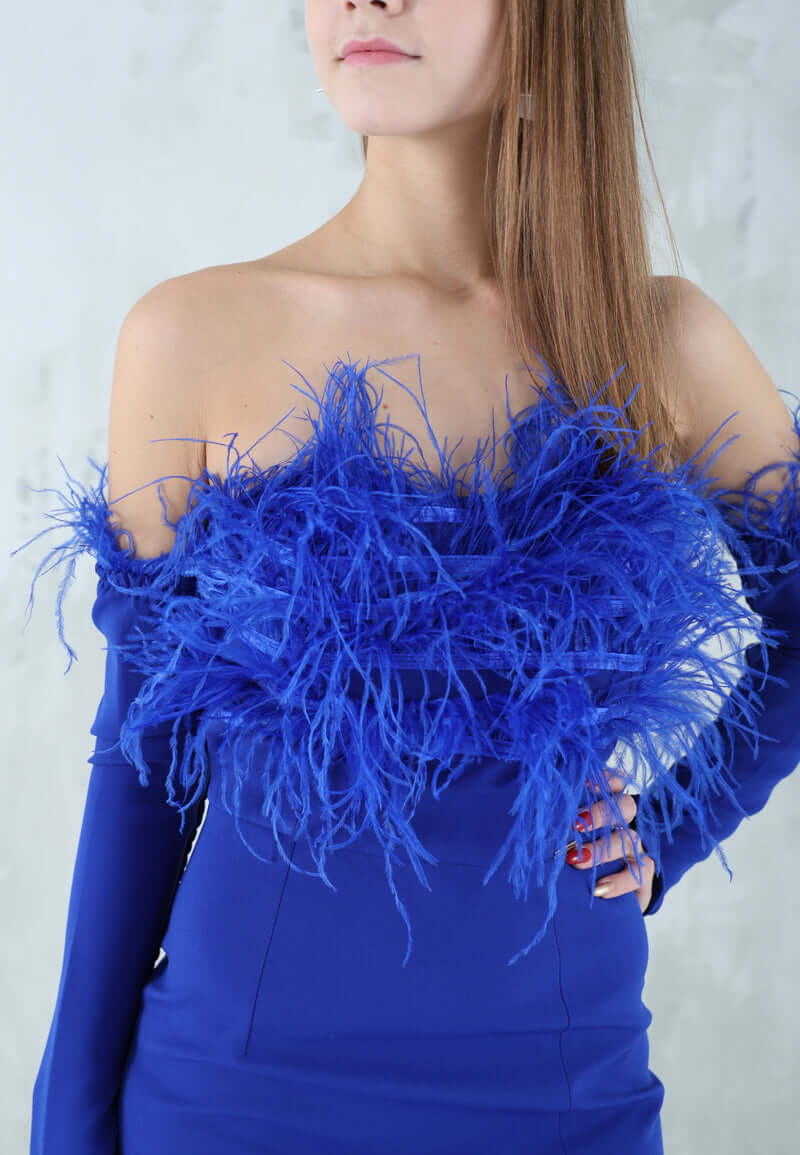 Midi dress with separate sleeves and delicate feathers