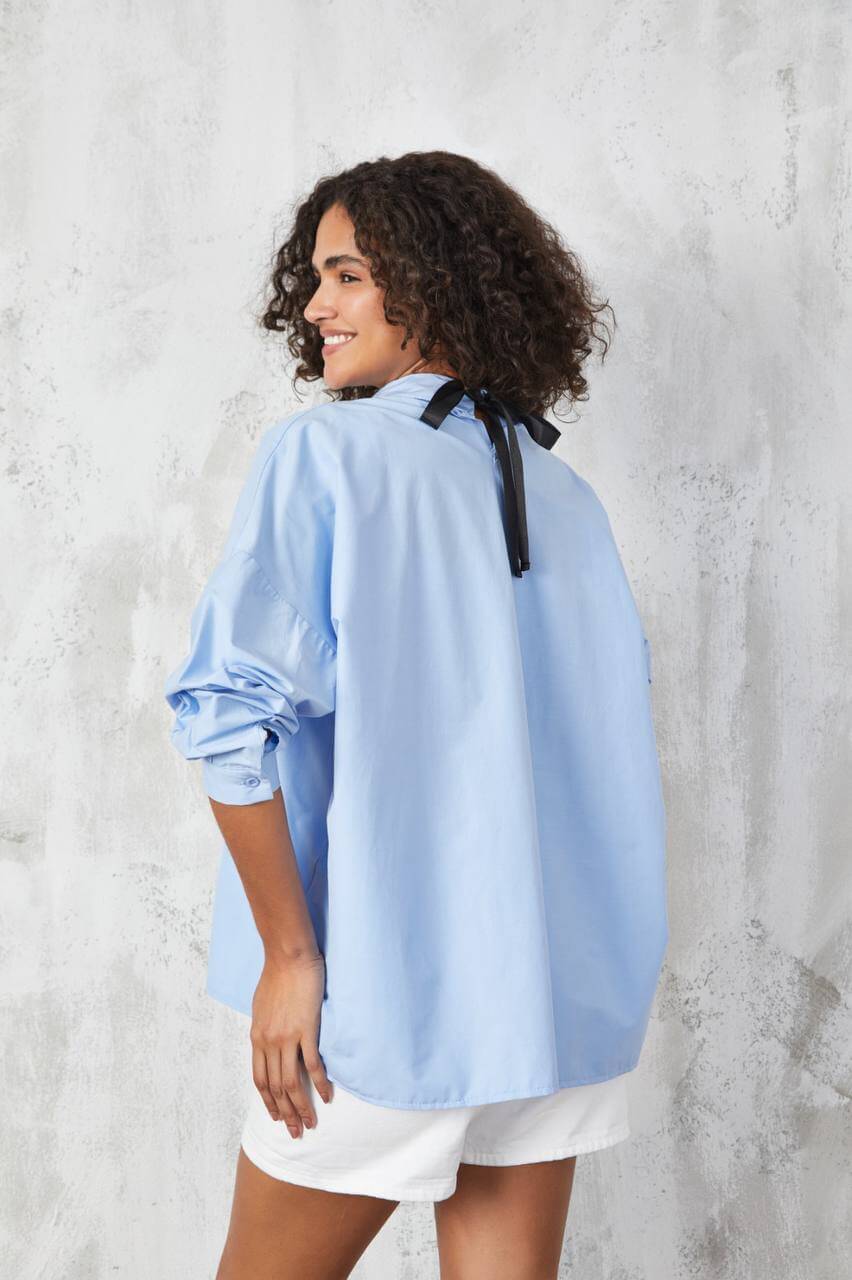 Simple loose women's shirt