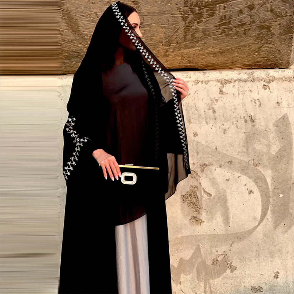 رداء نسائي إسلامي أنيق ذو شخصية رشيقة