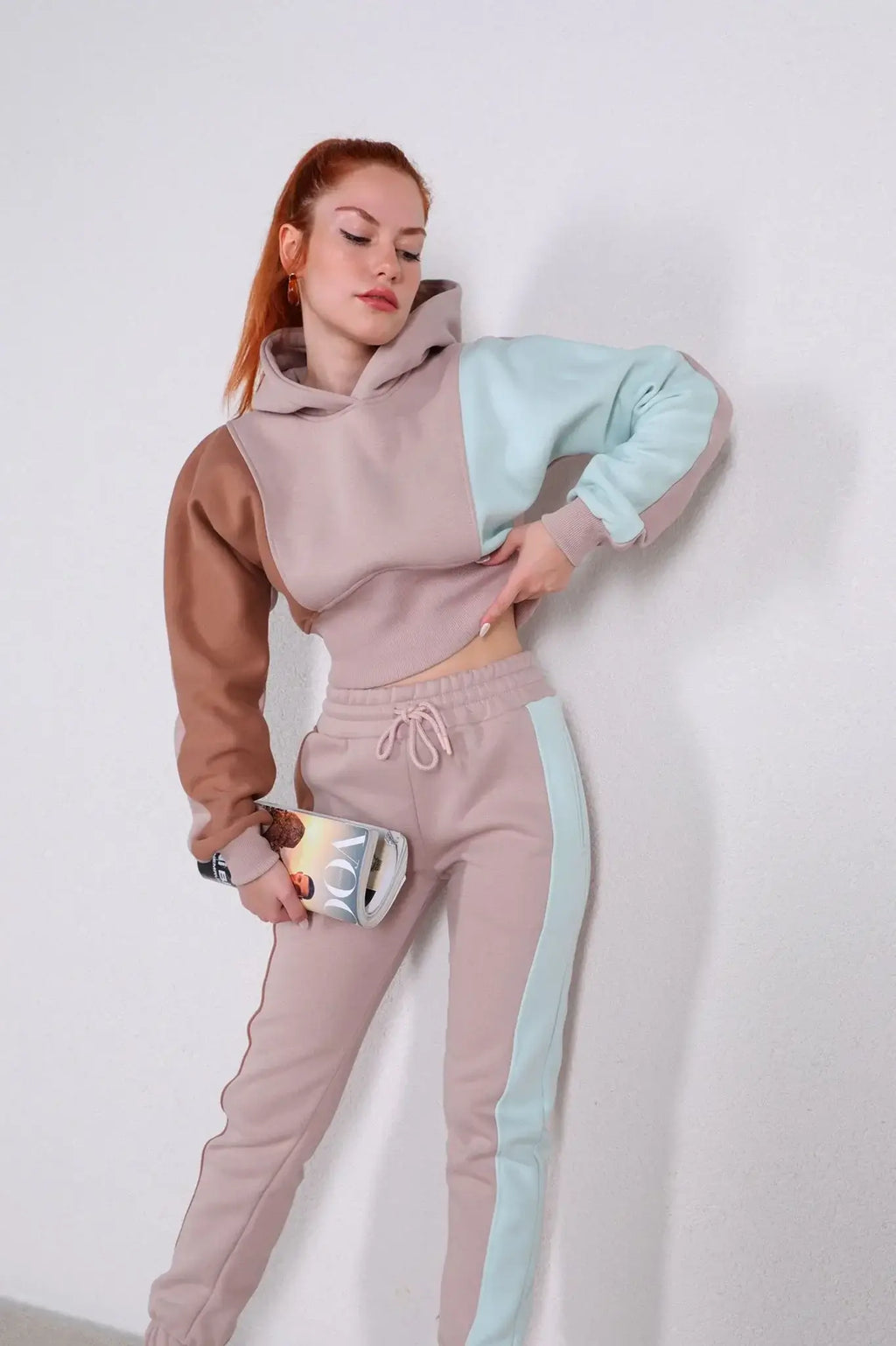 Women's pajamas, short blouse and pants