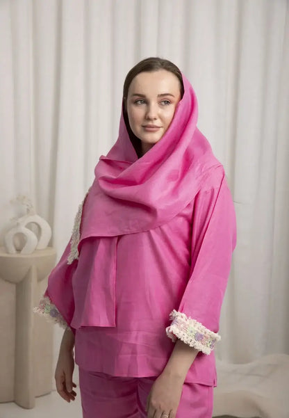 Women's linen set with scarf