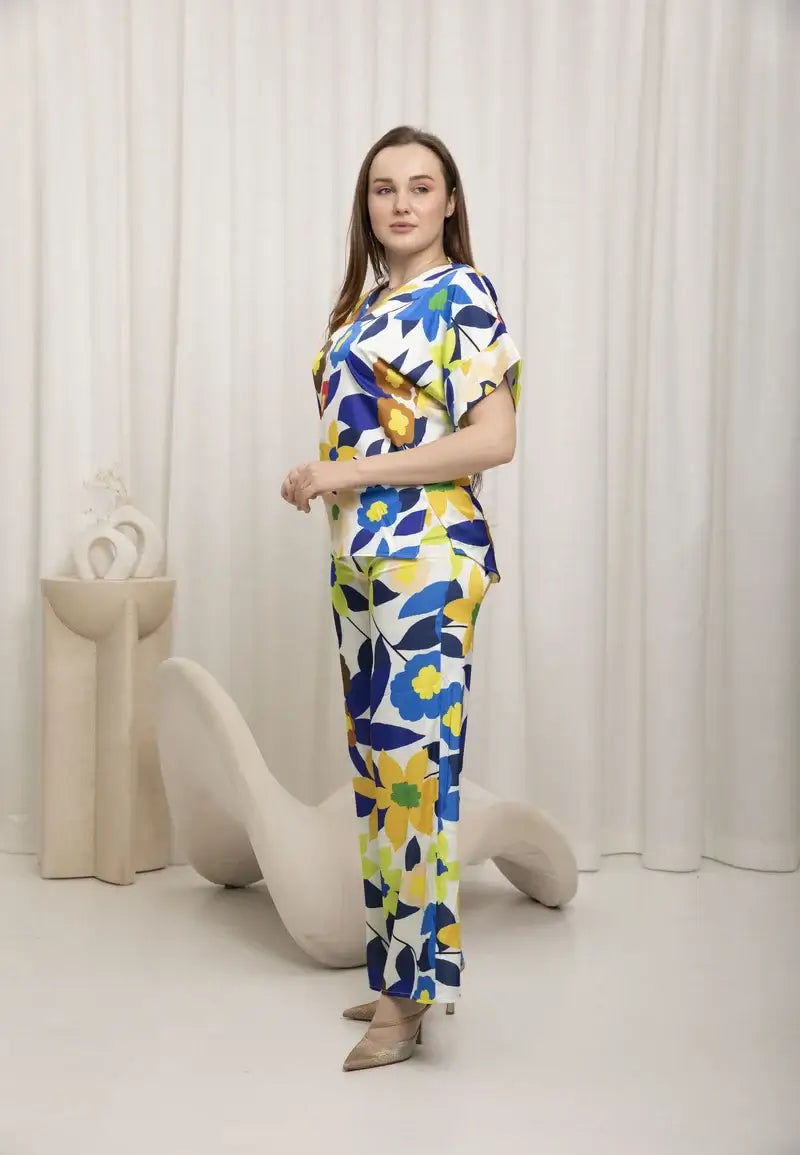 Women's Summer Floral Embroidered Satin Pajamas