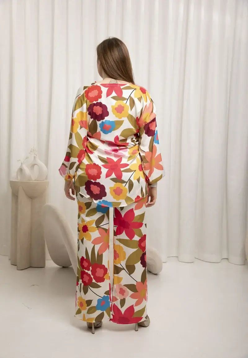 Women's pajamas pants with long blouse