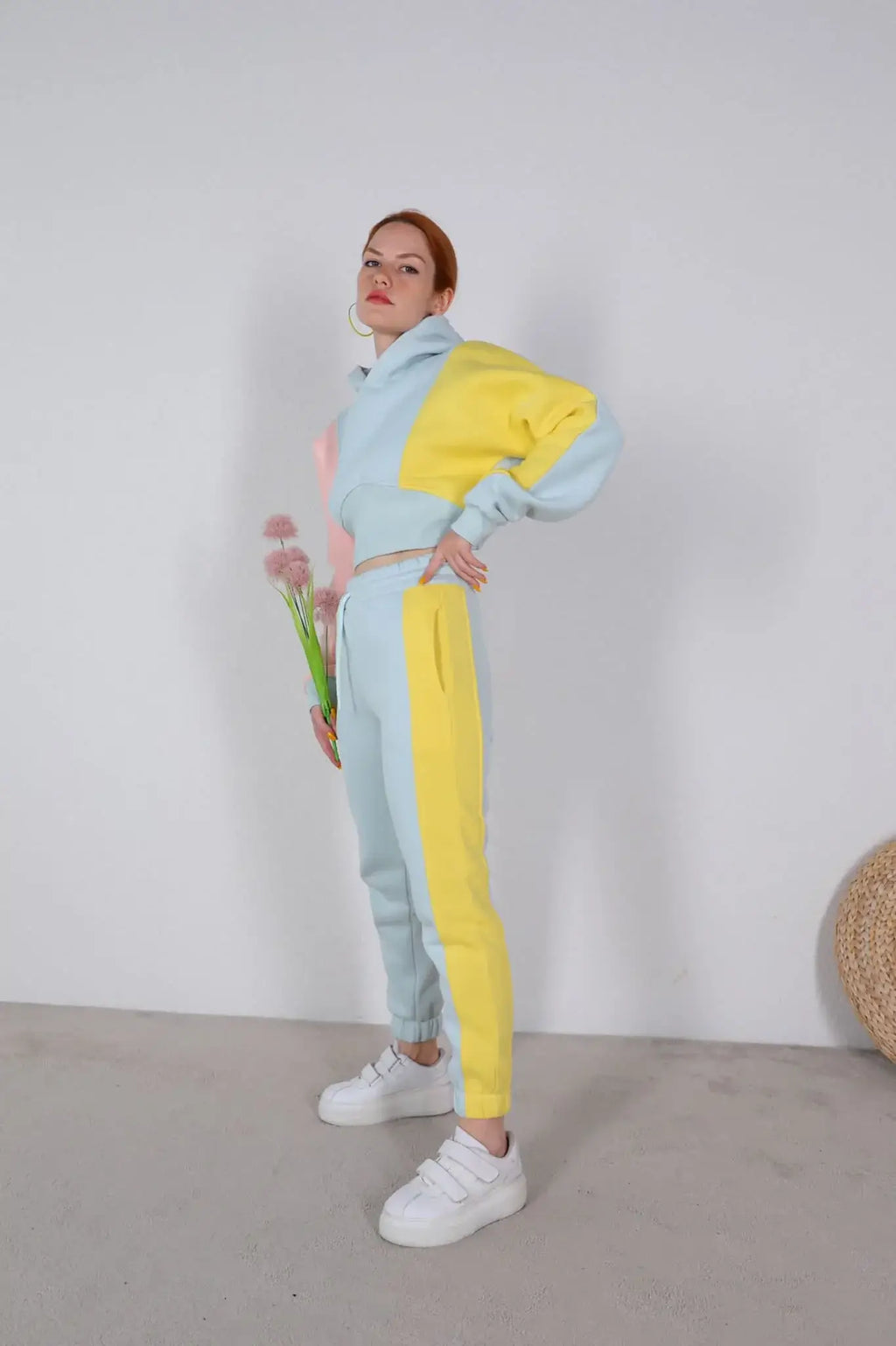 Women's pajamas, short blouse and pants