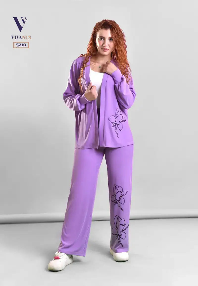 Women's set jacket and pants with simple drawing
