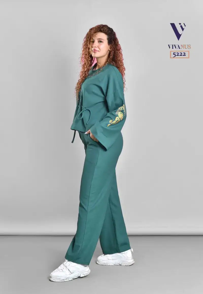 Two-piece pajama set, top and pants