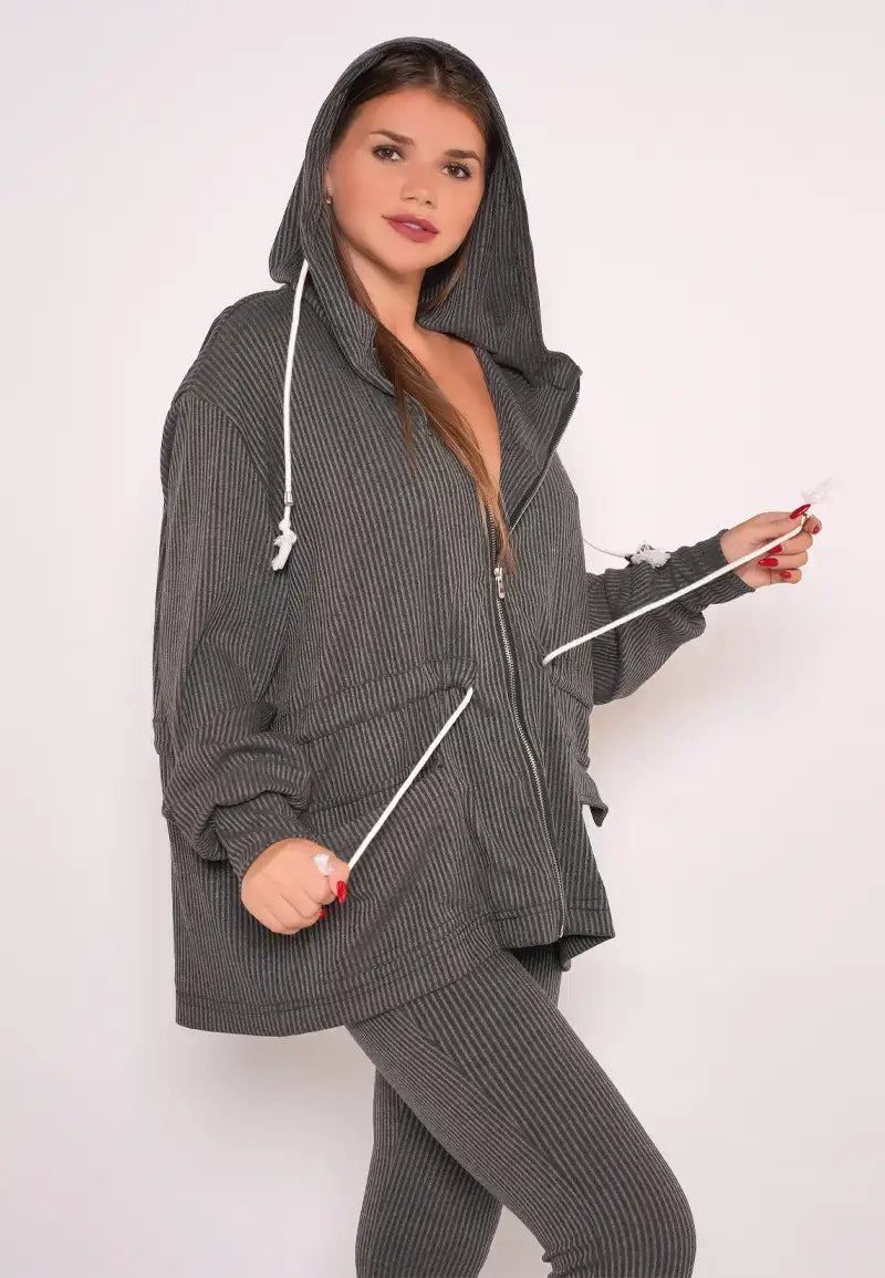 Women's pajama jacket with pants in silver color