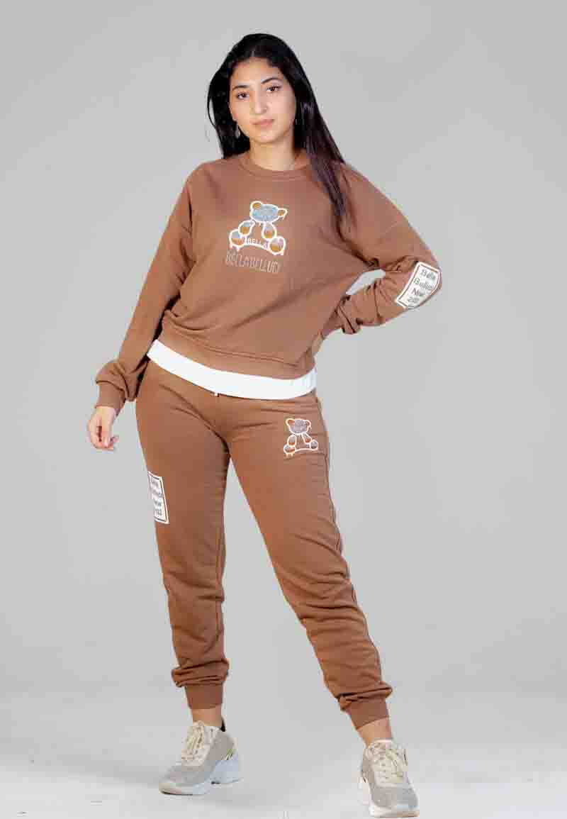 بيجامة نسائية قطنية باللون البني