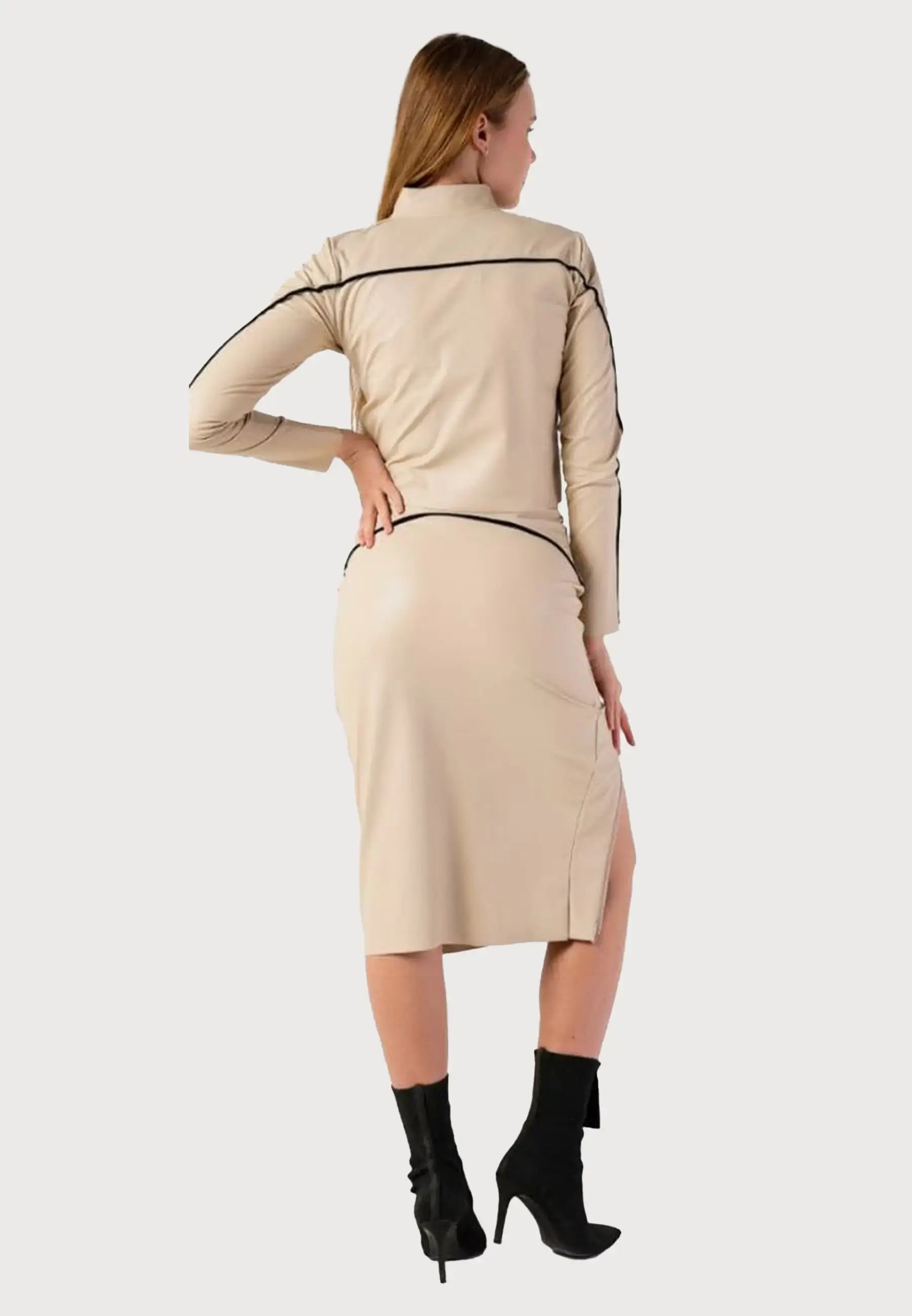 Women's leather set
