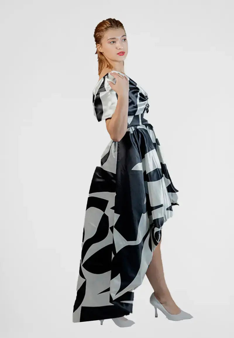 Black and white loose dress